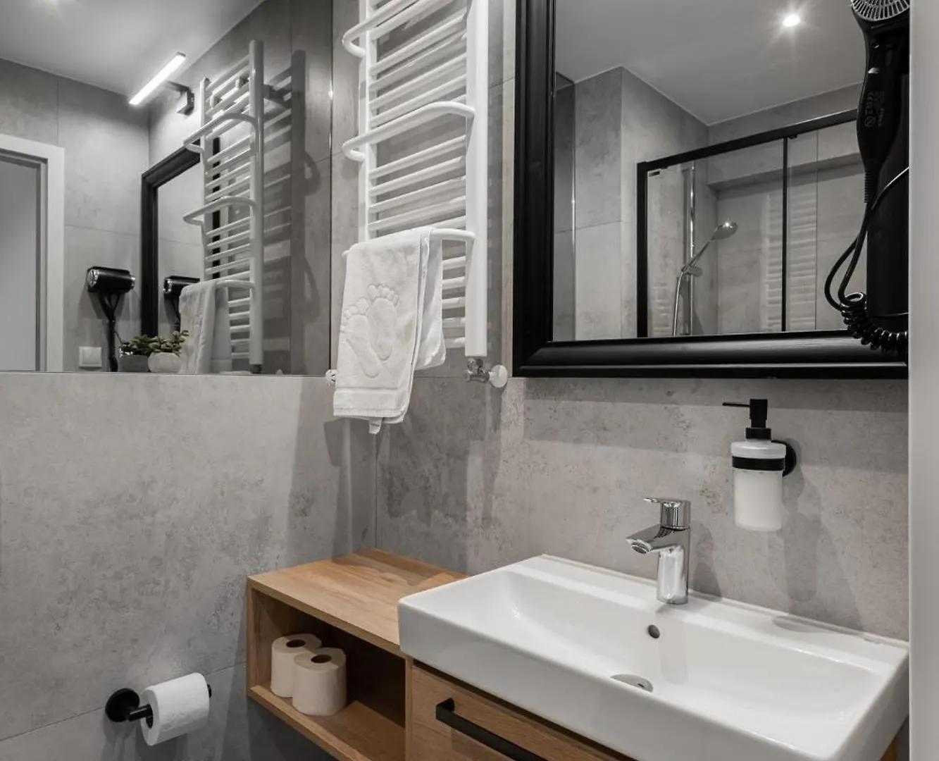 Apartamenty Wolnosci 6 Self Check-In 24H Poznań Polen
